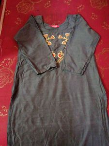 Elegant Grey Kurta with Embroidery