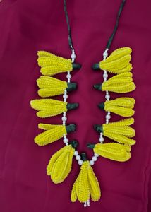 Handmade Yellow Floral Pearl Necklace