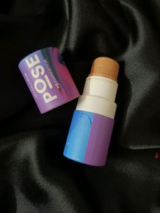 Myglamm POSE HD Foundation Stick