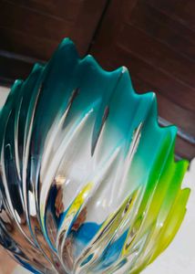 Colorful Stunning Leaf Shape Glass Fruit Bowl