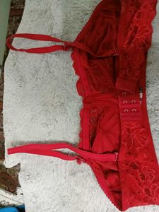 Red Lace Bra - Floret Pop Up!