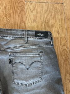 Women Levi's Grey Denim Jeans