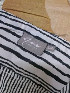 Chic Striped Button-Up Blouse