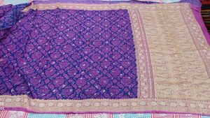 Good Condition Georgette Banars Saree For Sale