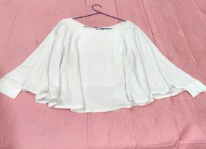 ZARA Chic White Flowy Top