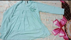Solid Teal Kurta with Flower Detail