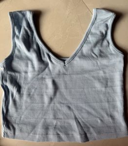 Set of 3 Ribbed V-Neck Tank Tops