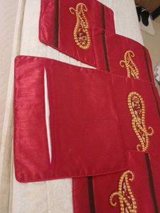 5 Embroidered cushion covers
