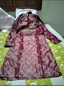 Zardozi Work Kurta And Stole