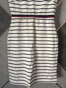 Classic Striped Sleeveless Knee-Length Dress