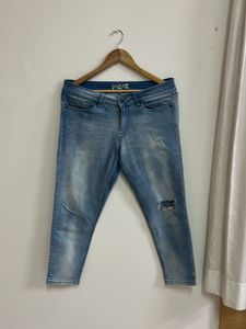 Light Wash Ripped Denim Jeans