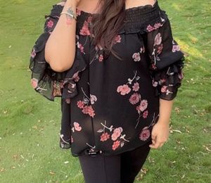 Chic Off-Shoulder Floral Top