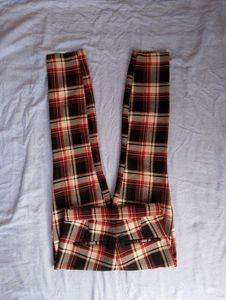 SALE!🎉 H&amp;M Plaid Pants
