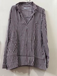 Chic Striped V-Neck Shirt