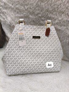 michael kors New York Tote Bag