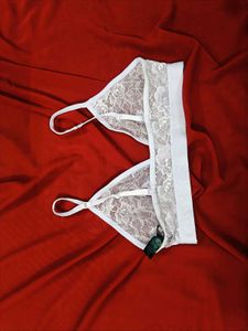 🇳🇿💫🎀Lavender Lace Bralette