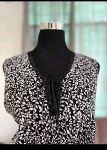 mesh sleeveless top