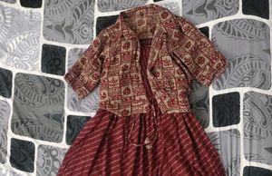 Elegant Red Striped Dress Set 🪞🌷