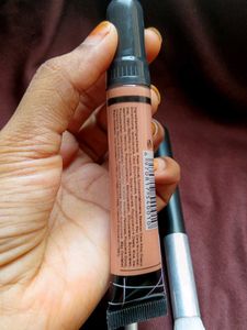 PRO.conceal HD Concealer + 2 Essential Makeup Brus