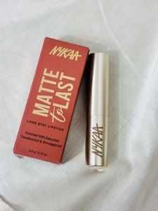 Nykaa Matte to Last Long Stay Lipstick + free gift