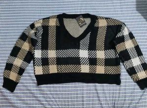 Plaid V-Neck Crop Sweater
