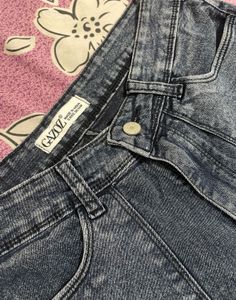 Trendy Washed Denim Cargo Jeans