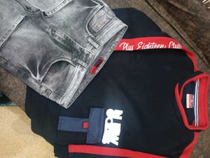 Stylish Black Sweatshirt &amp; Jeans