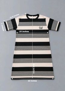 BLACK AND CREAM STRIPED T-SHIRT DRESS