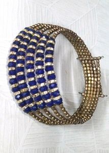 Necklace • 1