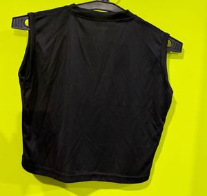 Sleeveless Black Crop Top