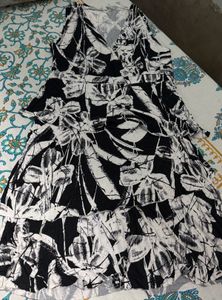 Chic Black &amp; White Tiered Dress