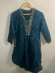 Teal Blue Ethnic Kurta with Gold Print