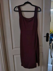 Chic Maroon Bodycon Midi Dress