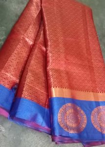 Dual tone saree with unstitched blouse