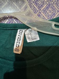 H&amp;M cotton crop tshirt size medium