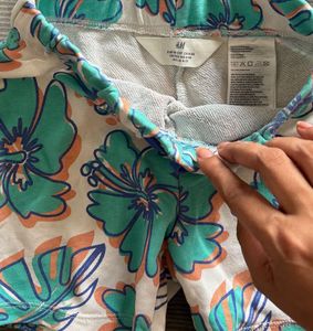 H&amp;M Hawaiian Print Drawstring Shorts