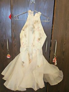 Elegant White Floral dress