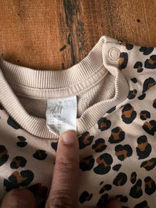 H&amp;M kids Cute Leopard Print t shirts