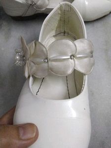 Adorable White Flower Girl balley