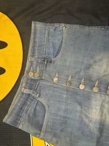 Stretchable Denim Skirt