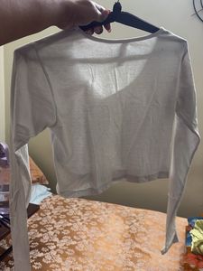 SALE!!!!White Long Sleeve V-Neck Cropped Top