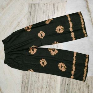 Stylish Black Kurta with Pants Set