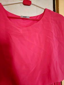 Elegant Pink Pleated Dress