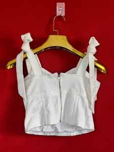 Chic White Tie-Strap Crop Top