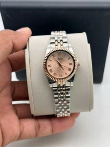 DIOR PREMIUM QUALITY LADIES WATCH DAILY WEAR GOOD