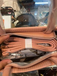 Stylish Pink Textured Handbag