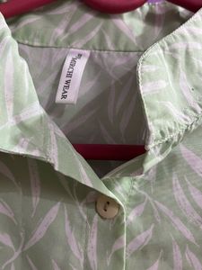 Light Green Leaf Print Puff Sleeve Blouse
