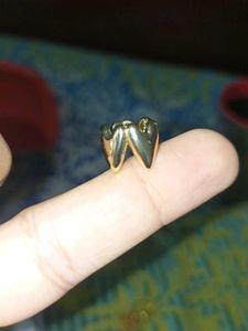 Anti tarnish heart earcuff