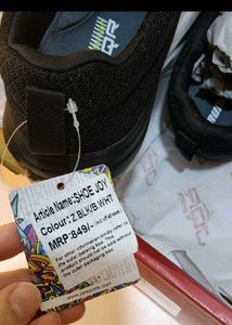 JQR Black Running Sneakers