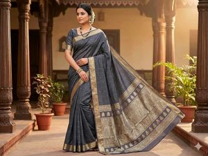 GentlyUsed Elegant SiecoGadwalSaree + StichedBl
